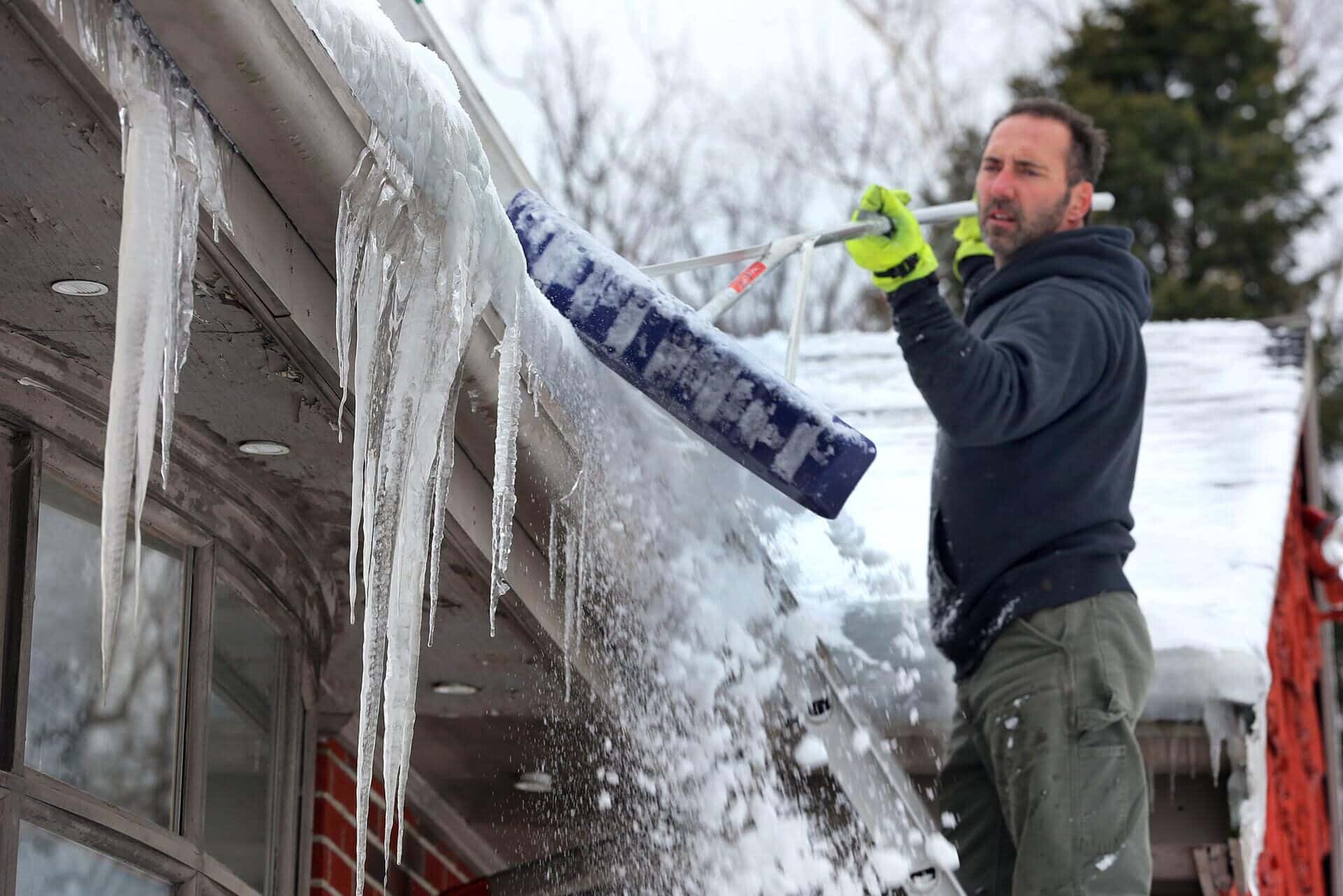 Ice Dam Prevention Ottawa